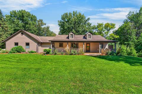 Photo of 6242 Pleasant Valley Rd, Cedarburg, WI 53024 (MLS # 1975582)