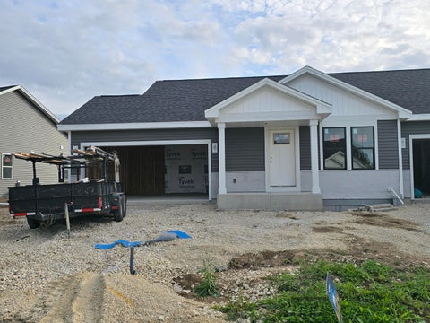 Photo of N162W21883 Poppy Rd, Jackson, WI 53037 (MLS # 1980973)