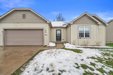 Photo of 228 W Haven Dr, Watertown, WI 53094 (MLS # 1945516)