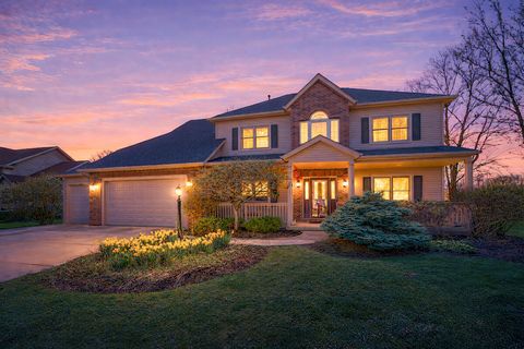 Photo of 1375 110 St, Pleasant Prairie, WI 53158 (MLS # 1958638)