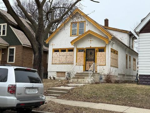Photo of 3528 N 15th St, Milwaukee, WI 53206 (MLS # 1952947)