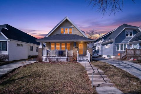 Photo of 4149 N 19th St, Milwaukee, WI 53209 (MLS # 1953972)