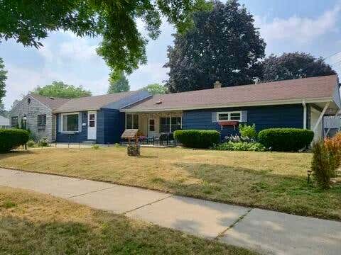 Photo of 8301 W Nash St, Milwaukee, WI 53222 (MLS # 1972448)