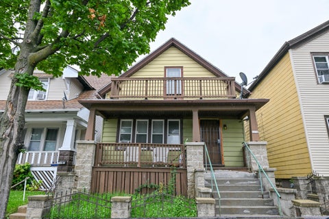 Photo of 1538 S 9th St, Milwaukee, WI 53204 (MLS # 1976192)