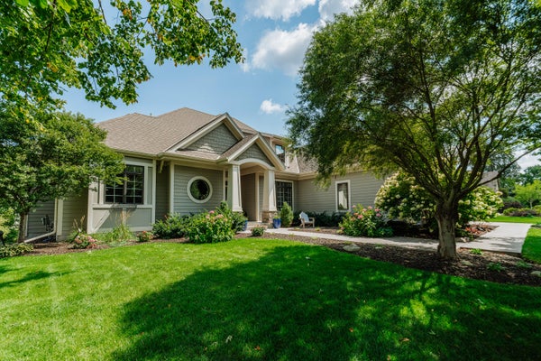 W188N4970 RED CROWN TRL, MENOMONEE FALLS, WI 53051 - Image 86a4da0dc9d60a8d40bbfc65940735d5/3458734372