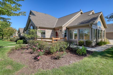 Photo of W155N7061 Amberleigh Cir, Menomonee Falls, WI 53051 (MLS # 1938562)