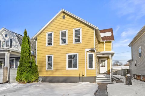 Photo of 2912 Wright Ave, Racine, WI 53405 (MLS # 1945646)