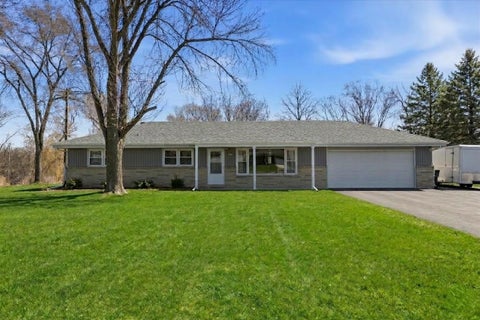 Photo of 2330 S Sunny Slope Rd, New Berlin, WI 53151 (MLS # 1954270)