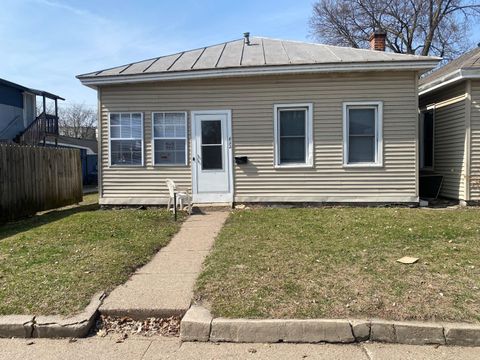 Photo of 820 5th Ave S, La Crosse, WI 54601 (MLS # 1955933)