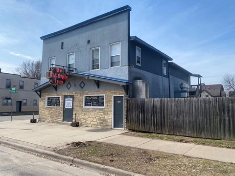 Photo of 820 5th Ave S, La Crosse, WI 54601 (MLS # 1955933)