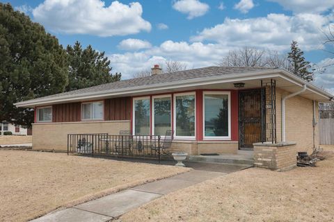 MLS: 1909542