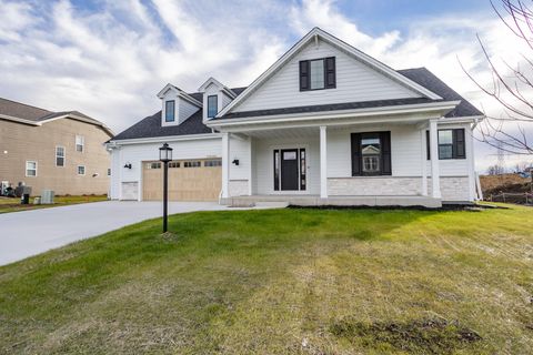 Photo of N50W19441 Tamarind Way, Menomonee Falls, WI 53051 (MLS # 1943902)