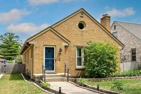 Photo of 3024 N 85th St, Milwaukee, WI 53222 (MLS # 1975220)