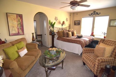Photo of 1028 E Juneau Ave, Milwaukee, WI 53202 (MLS # 1963133)