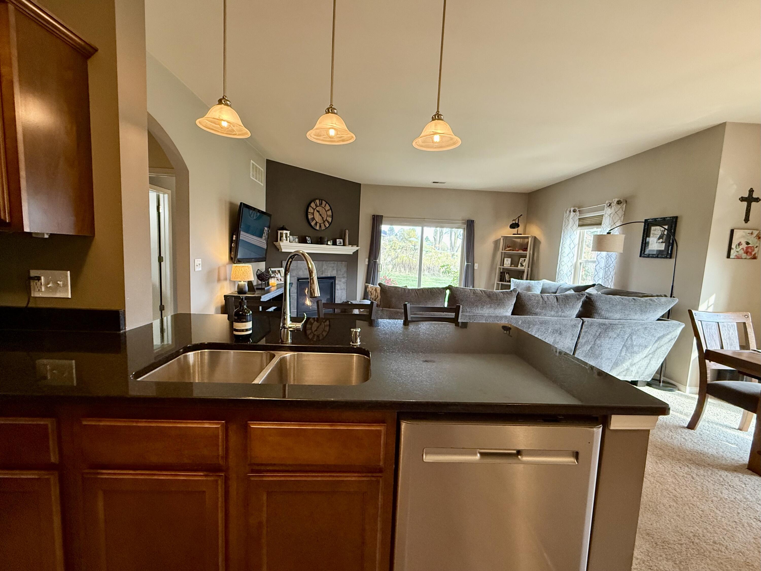 Port Washington, Wisconsin 53074, United States, 2 Bedrooms Bedrooms, ,2 BathroomsBathrooms,Residential,Active,230817