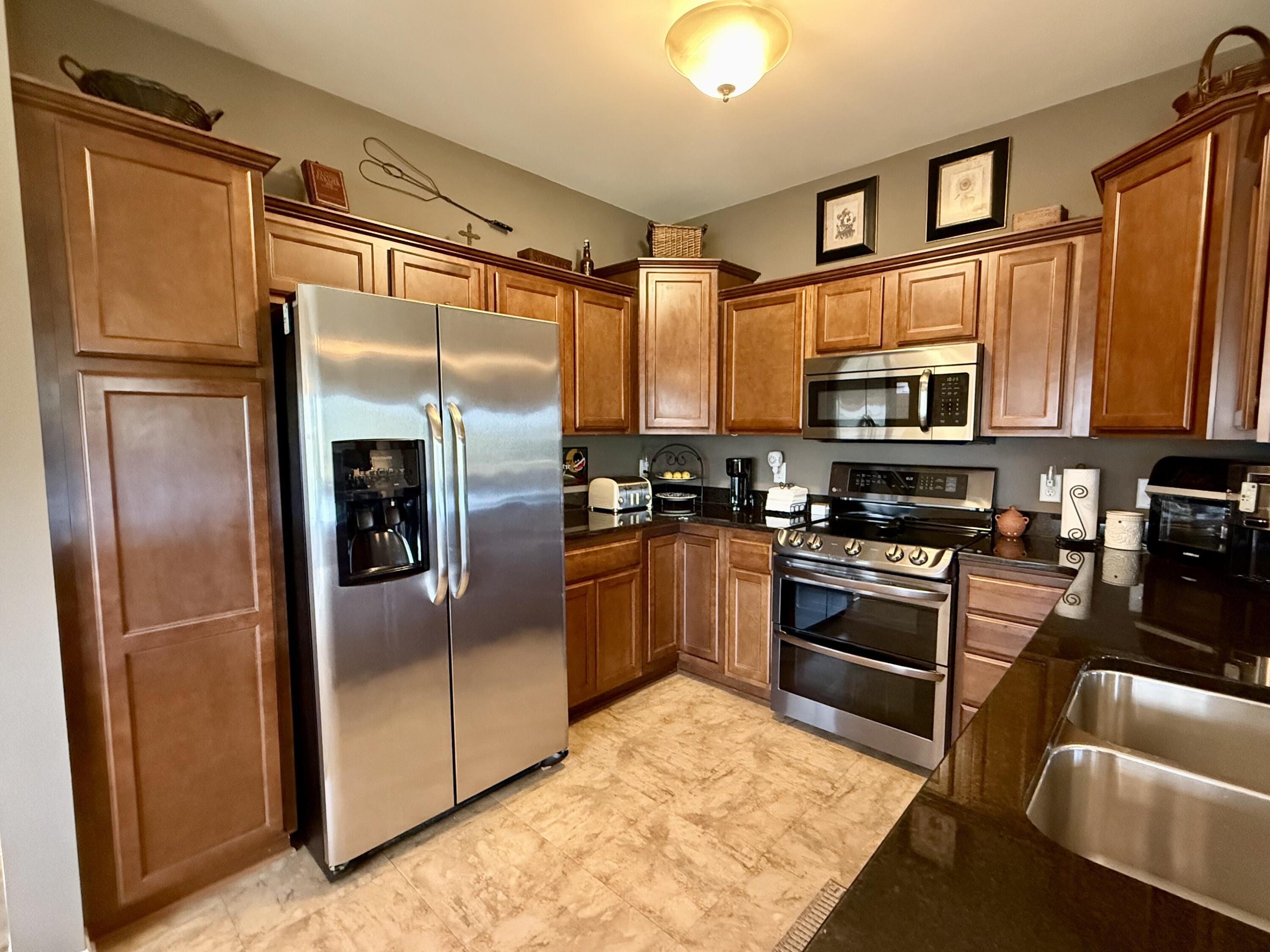 Port Washington, Wisconsin 53074, United States, 2 Bedrooms Bedrooms, ,2 BathroomsBathrooms,Residential,Active,230817