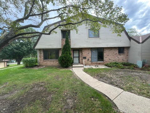 Photo of 8693 N 73rd St, Milwaukee, WI 53223 (MLS # 1981317)