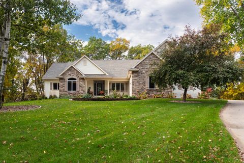 Photo of W7509 Castle Heights Dr, Holland, WI 54636 (MLS # 1944084)