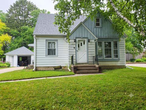 Photo of 6615 N 42nd St, Milwaukee, WI 53209 (MLS # 1974925)