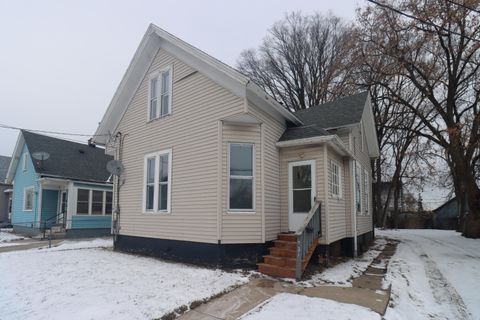 Photo of 231 Harrison St, Racine, WI 53404 (MLS # 1946493)