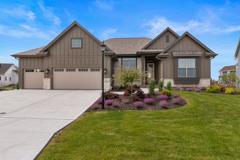 Photo of N55W19373 Red Crown Ln, Menomonee Falls, WI 53051 (MLS # 1934692)