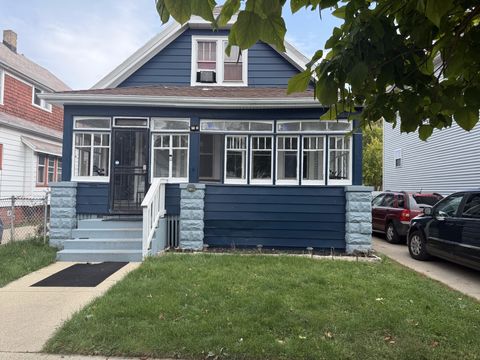 Photo of 3720 N 2nd St, Milwaukee, WI 53212 (MLS # 1939396)