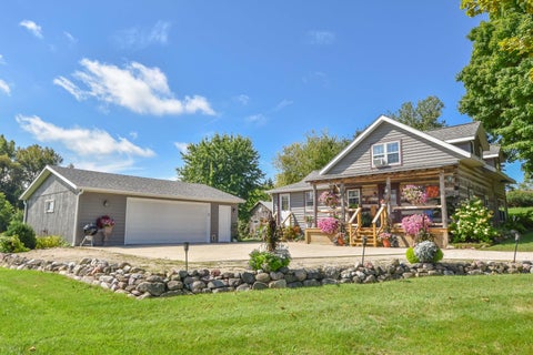 Photo of W3744 Midland Dr, Ashford, WI 53010 (MLS # 1980237)