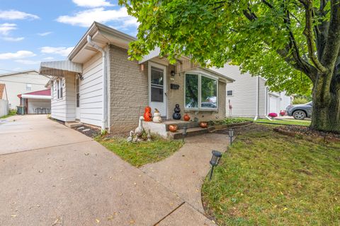 Photo of 2343 S 95th St, West Allis, WI 53227 (MLS # 1939779)