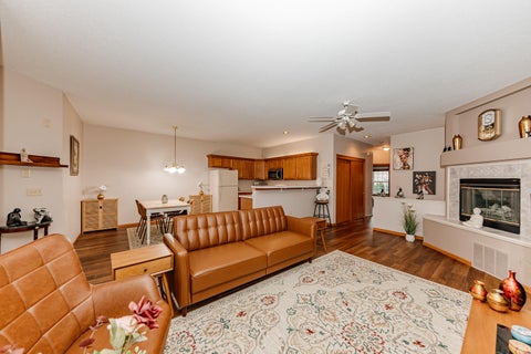 Photo of 11200 W Gilbert Ave, Wauwatosa, WI 53226 (MLS # 1981034)
