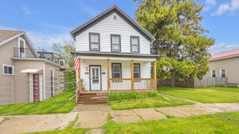 Photo of 730 Georgia Ave, Sheboygan, WI 53081 (MLS # 1955474)