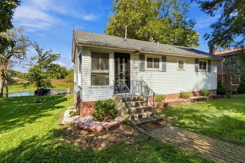 Photo of 9812 271st Ave, Salem Lakes, WI 53179 (MLS # 1980668)
