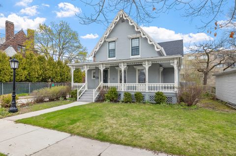 Photo of 1215 N 7th St, Sheboygan, WI 53081 (MLS # 1960829)