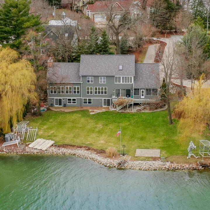 W277N3016 Rocky Point Rd