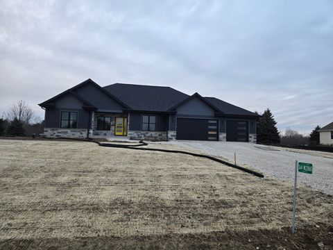 Photo of S64w22860 Garrett Dr, Vernon, WI 53189 (MLS # 1956700)