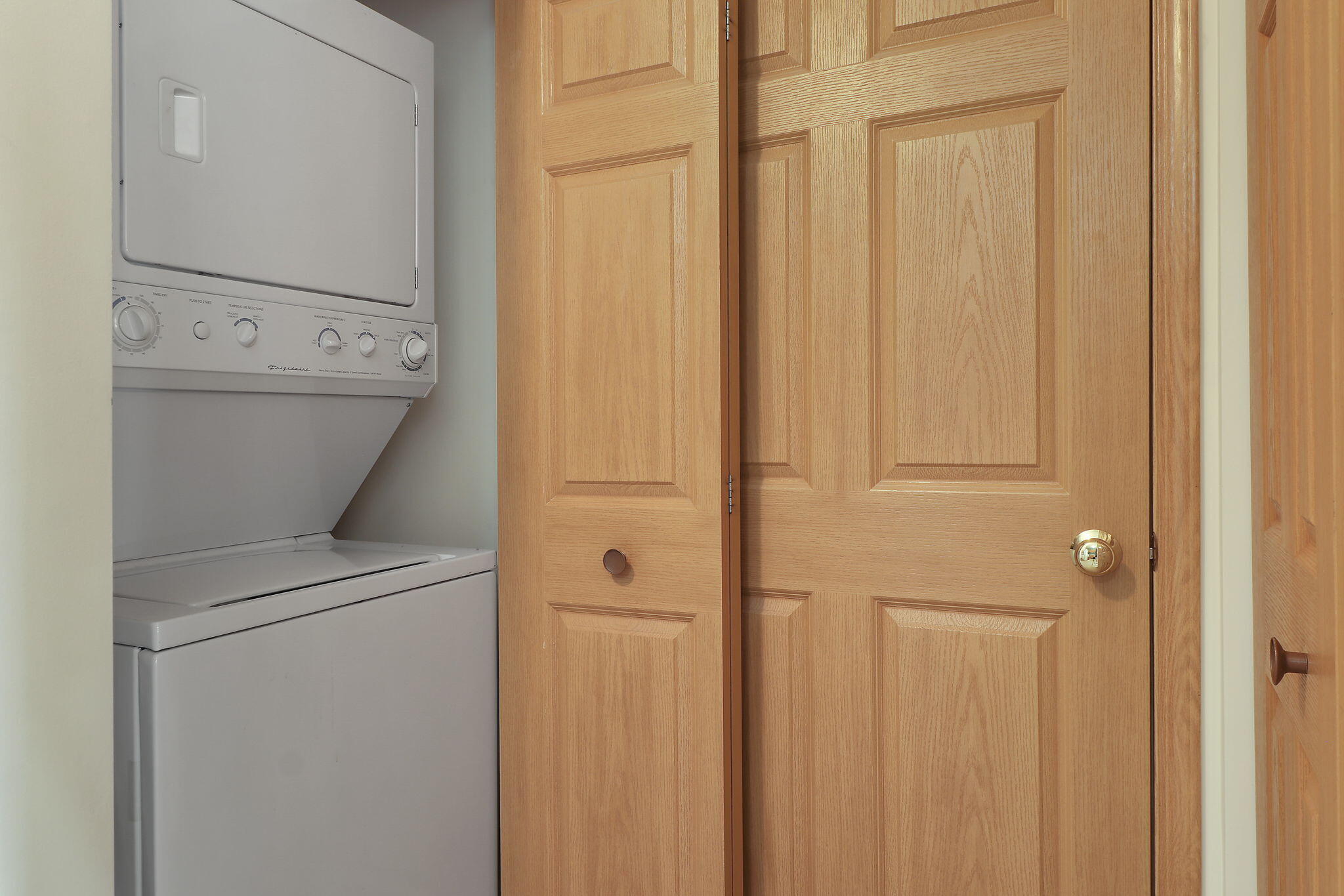 Kenosha, Wisconsin 53140, United States, 1 Bedroom Bedrooms, ,1 BathroomBathrooms,Residential,Active,4200