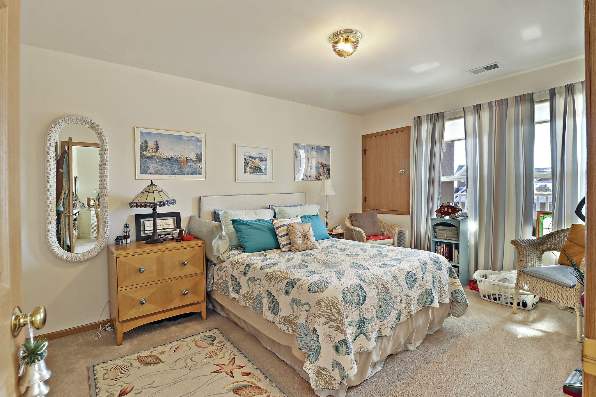 Kenosha, Wisconsin 53140, United States, 1 Bedroom Bedrooms, ,1 BathroomBathrooms,Residential,Active,4200