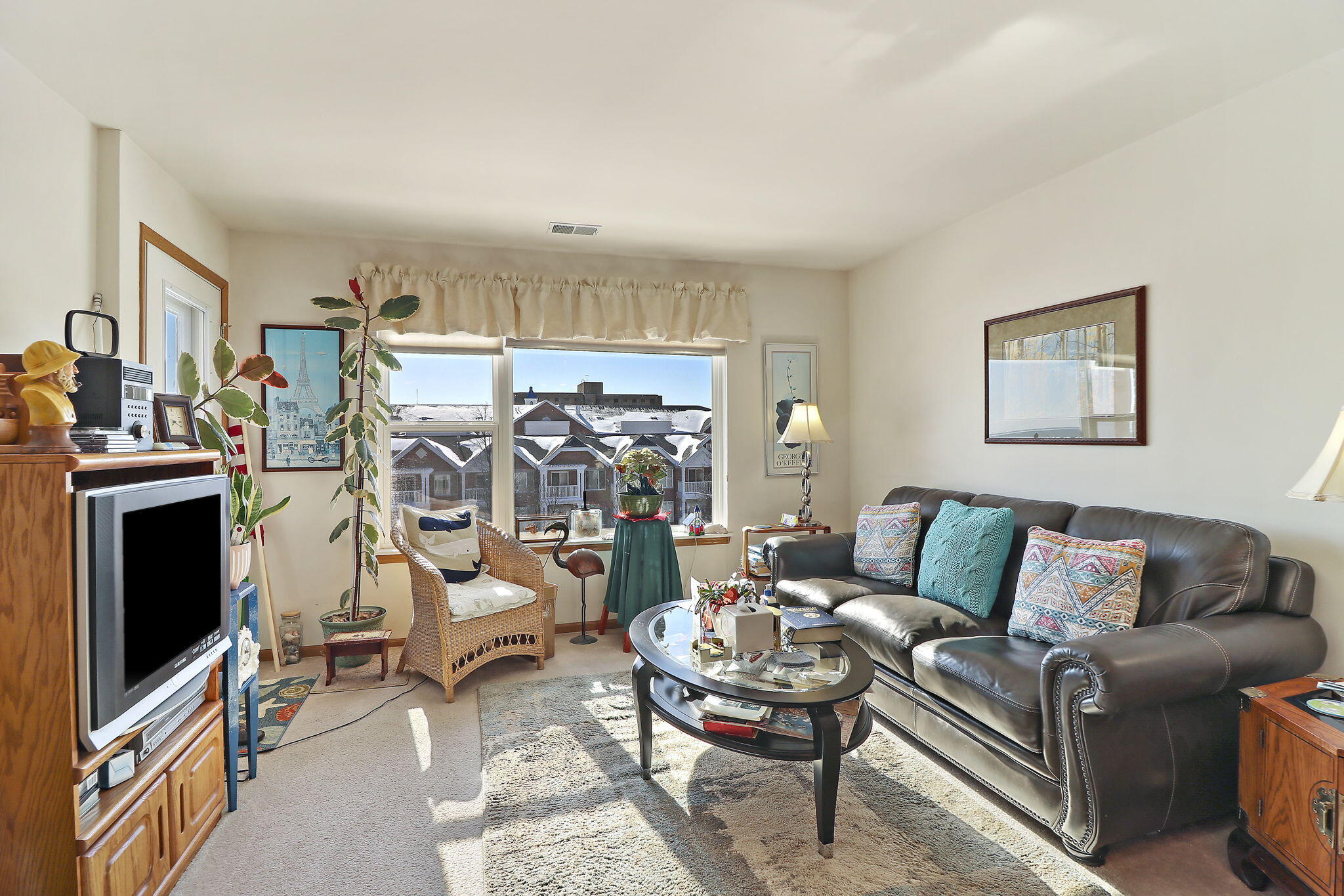 Kenosha, Wisconsin 53140, United States, 1 Bedroom Bedrooms, ,1 BathroomBathrooms,Residential,Active,4200