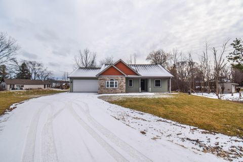 1255 Westwood Dr, Grafton, WI 53024 - #: 1900521
