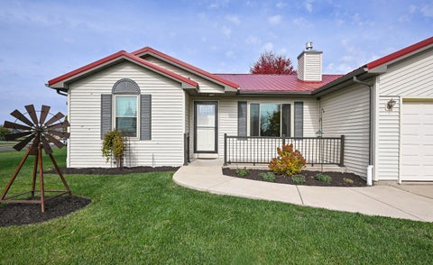 Photo of 1511 Birchwood St, Delavan, WI 53115 (MLS # 1986343)