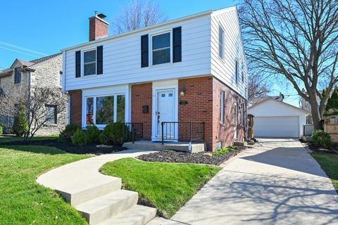 Photo of 2652 N 82nd St, Wauwatosa, WI 53213 (MLS # 1956819)