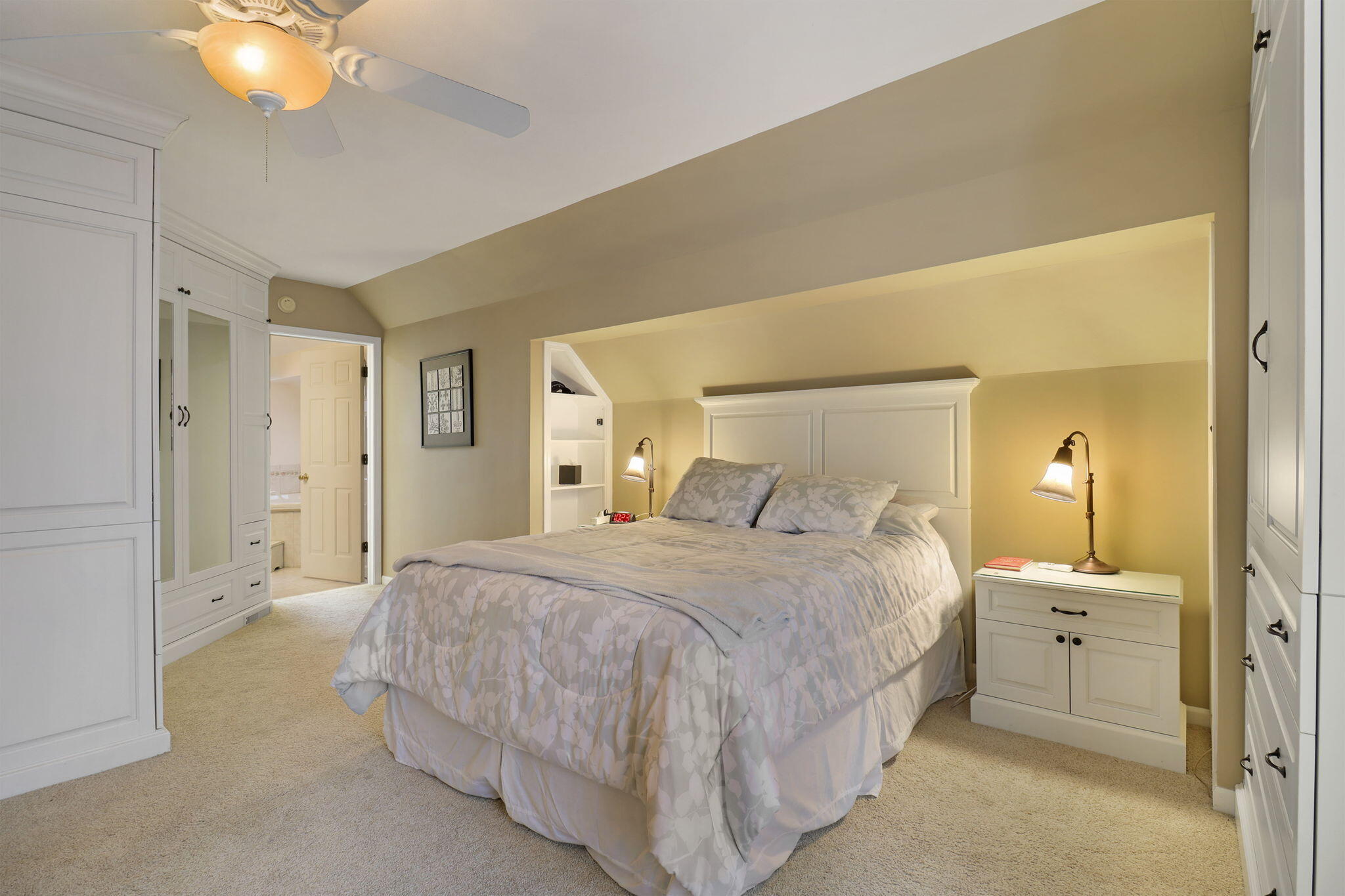 Twin Lakes, Wisconsin 53181, United States, 5 Bedrooms Bedrooms, ,3 BathroomsBathrooms,Residential,Active,255229