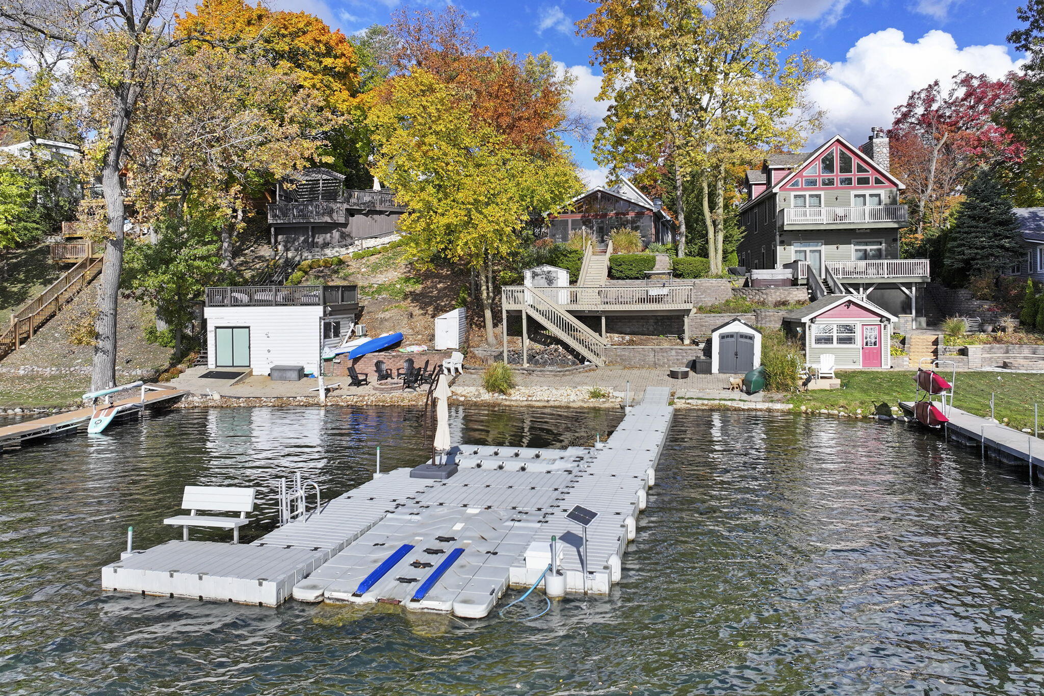 Twin Lakes, Wisconsin 53181, United States, 5 Bedrooms Bedrooms, ,3 BathroomsBathrooms,Residential,Active,255229