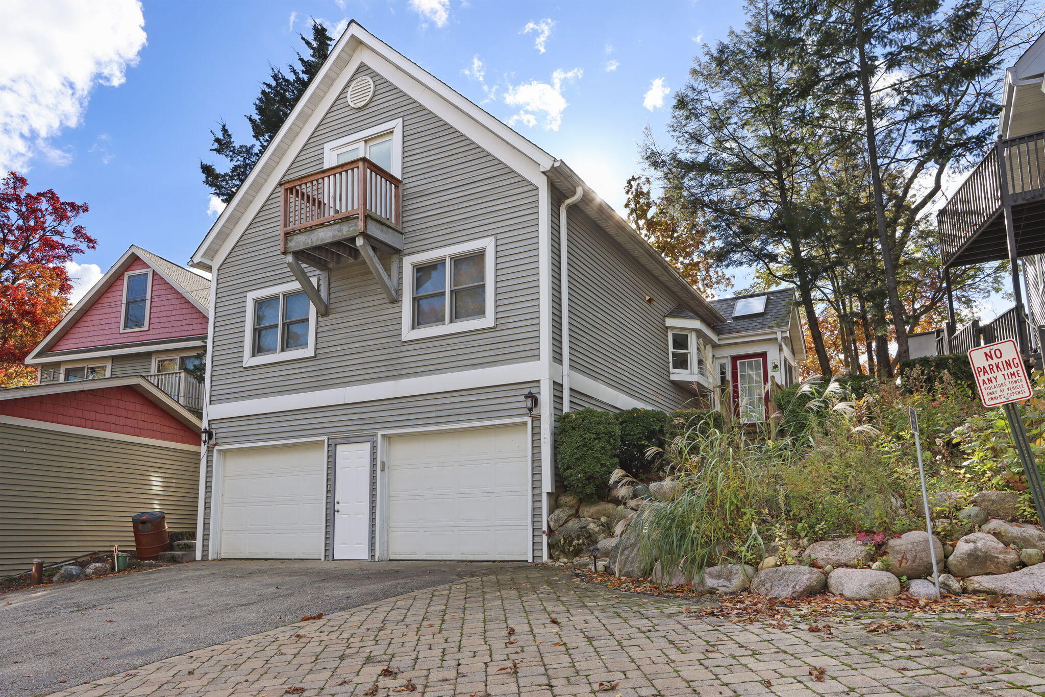 Twin Lakes, Wisconsin 53181, United States, 5 Bedrooms Bedrooms, ,3 BathroomsBathrooms,Residential,Active,255229