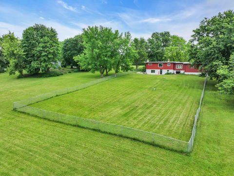 Photo of 630 S Wisconsin St, Whitewater, WI 53190 (MLS # 1949540)