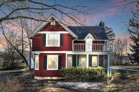 N47W22683 Weyer Rd, Pewaukee, WI 53072 - #: 1952331