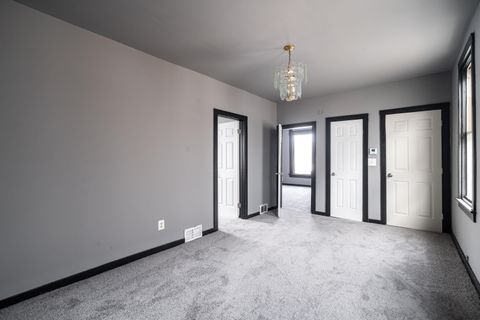 Photo of 3127 W Garfield Ave, Milwaukee, WI 53208 (MLS # 1956421)