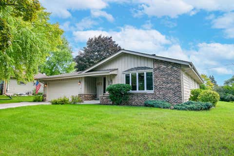 Photo of 1956 Keith Ln, Grafton, WI 53024 (MLS # 1976598)