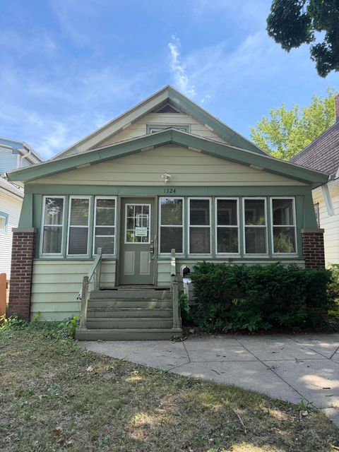 Photo of 1324 S 77th St, West Allis, WI 53214 (MLS # 1972801)
