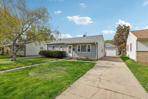 Photo of 6532 W Euclid Ave, Milwaukee, WI 53219 (MLS # 1961996)