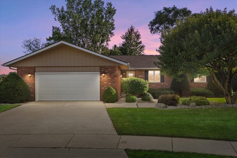Photo of 8225 64th Ave, Kenosha, WI 53142 (MLS # 1982664)
